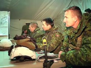 Manœuvres des chasseurs alpins, sous uniforme canadien chasseurs-canadien